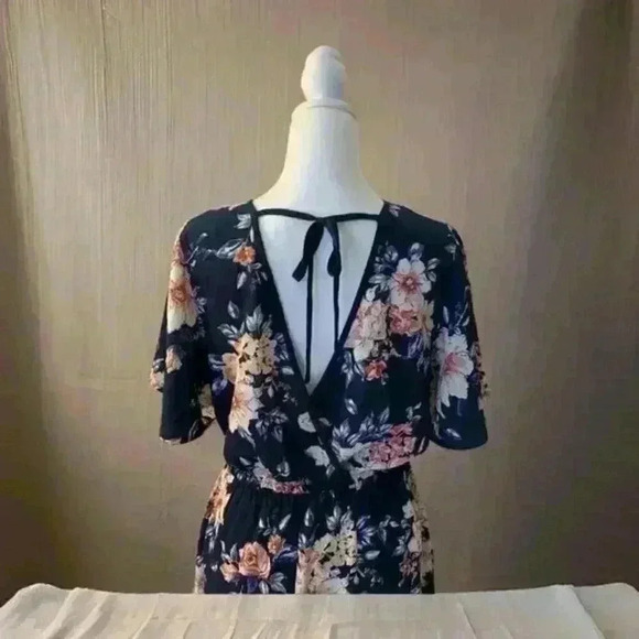 Blue/Pink Floral Romper - Picture 2 of 4